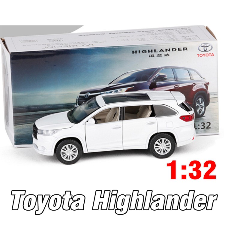 Xe mô hình Toyota Highlander tỉ lệ 1:32 bằng kim loại có âm thanh và đèn mở các cửa