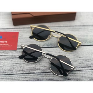 Kính râm cận thầy bói