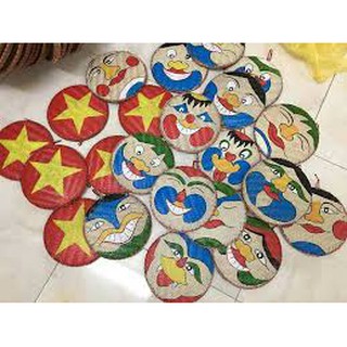 Mẹt tre vẽ mặt nạ trang trí