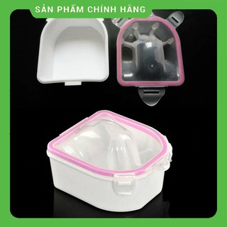 Bát ngâm tay trắng