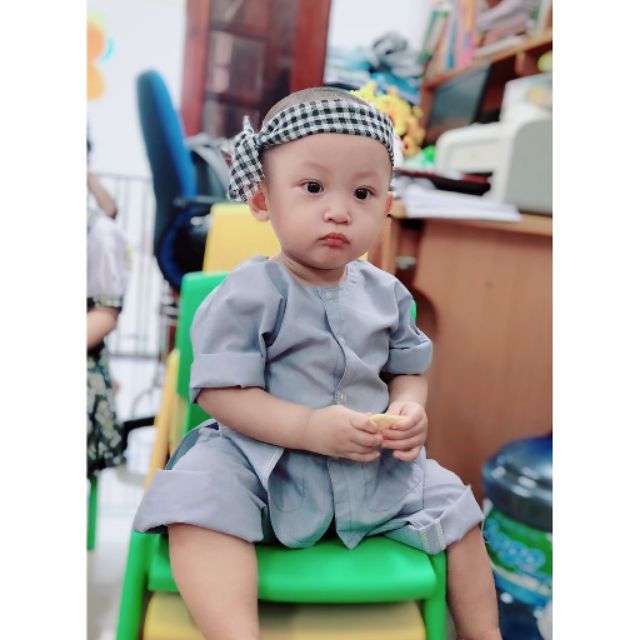 Bộ bà ba màu xám cho bé không kèm khăn