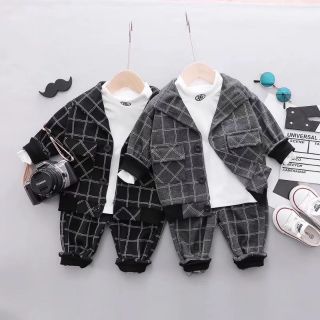 Chân váy quần da và set caro cho bé