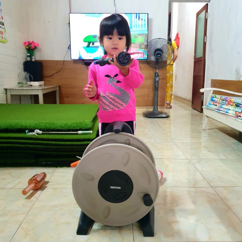 Bộ vòi tưới cây tự cuốn Holman-15m: Nhập khẩu úc, đầu phun 2 chức năng.