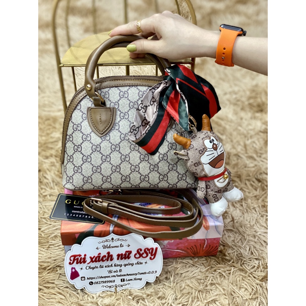 Túi xách nữ đeo chéo cầm tay kèm khăn và doreamon hàng Quảng Châu cao cấp Hot Trend 2021