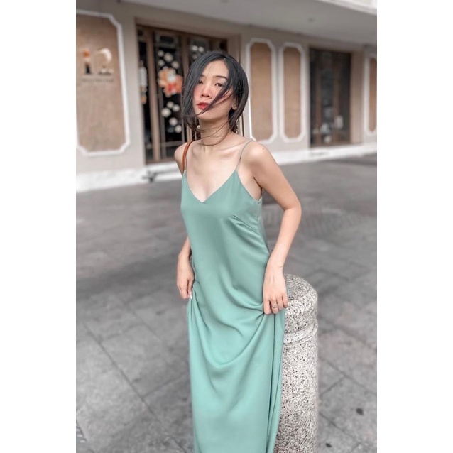 Váy 2 Dây Dáng Suông Chất Lụa Mềm Không Nhăn, Đầm Maxi Đi Biển Màu Xanh Trẻ Trung Tôn Da Freesize | BigBuy360 - bigbuy360.vn