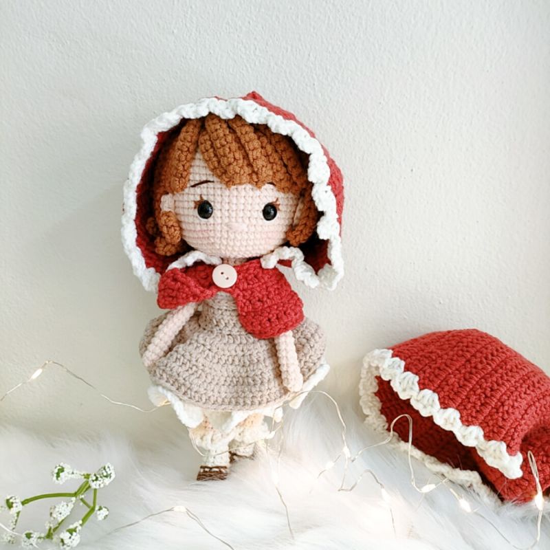 Quà tặng cho bé - Búp bê Cô gái quàng khăn đỏ móc bằng len