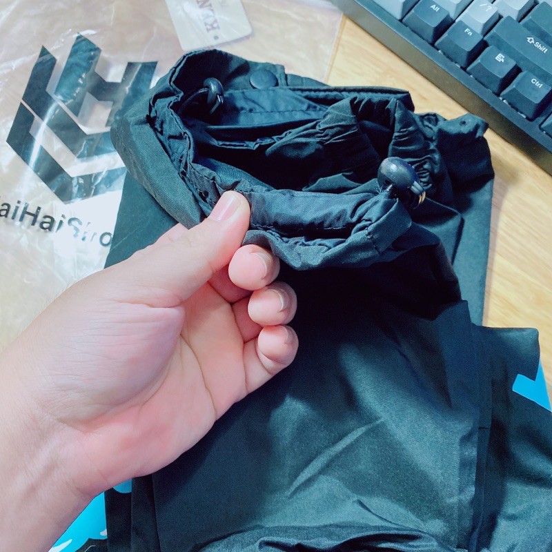 Áo Khoác Cổ Bẻ Thỏ Kem in KTS Form Rộng Dù 2 Lớp Phong Cách LocalBrand | BigBuy360 - bigbuy360.vn