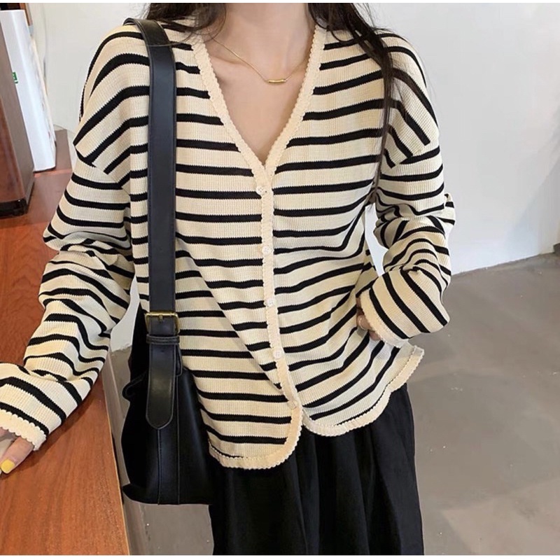 Cardigan len cổ tim dài tay