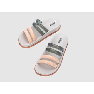 Giày nhựa thơm Melissa Soft wave Ad màu trắng xanh be