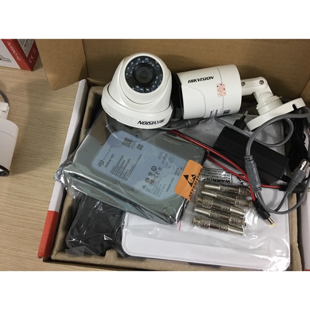 Trọn bộ 2 camera Hikvision