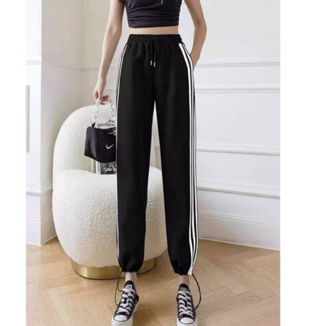 Quần dài nữ jogger ống rộng 3 sọc dài Có dây rút 2 bên phong cách trẻ trung năng động kiểu dáng thể thao MISS GIRL