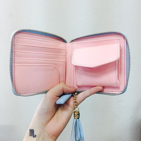 Ví Ngắn Tua Rua | BigBuy360 - bigbuy360.vn