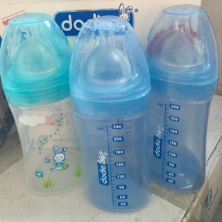 Bình sữa dodie 240ml pháp giao màu ngẫu nhiên