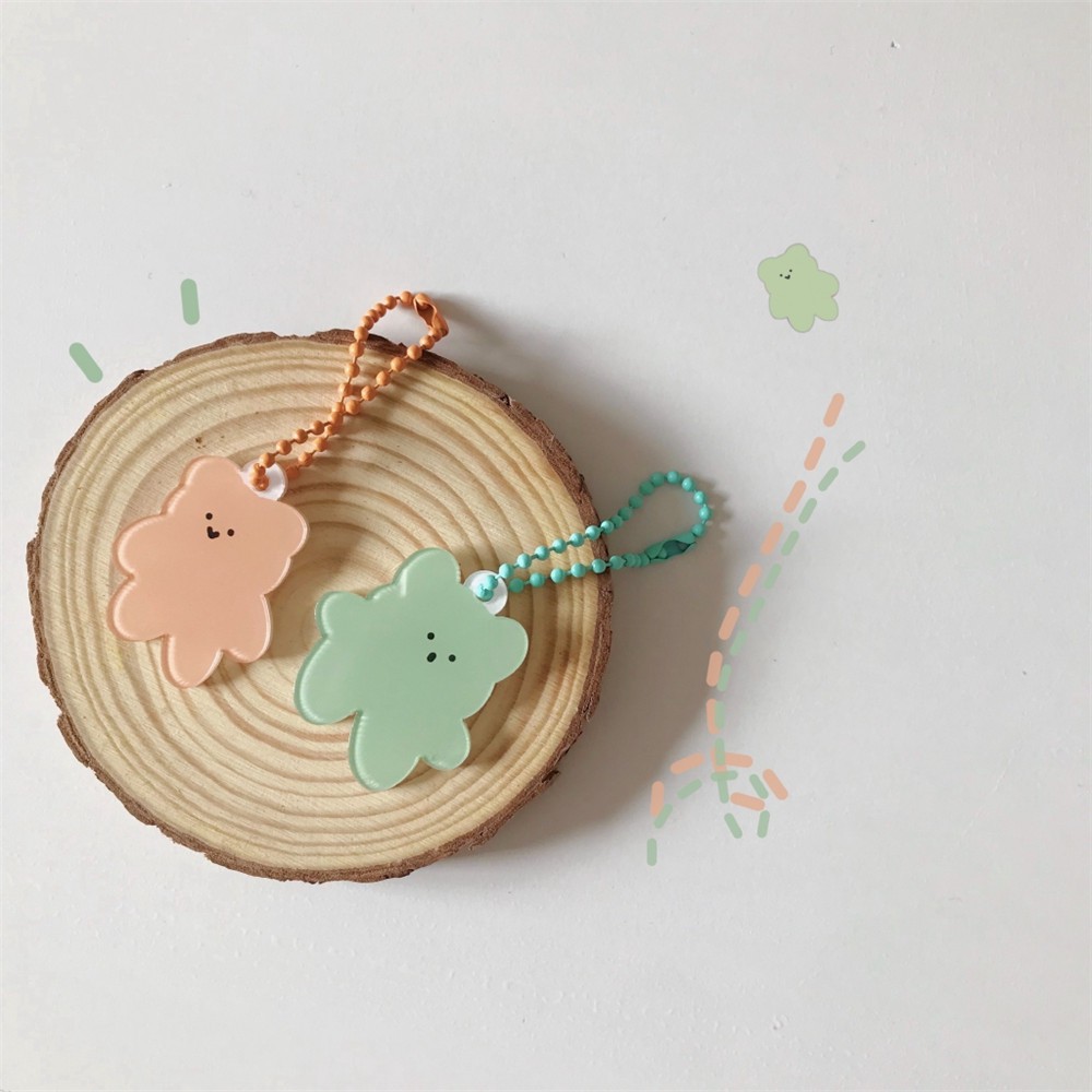 Móc khóa hình chú gấu hoạt họa xinh xắn trang trí cho Airpod