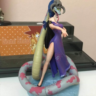 Mô hình log box onepice Boa