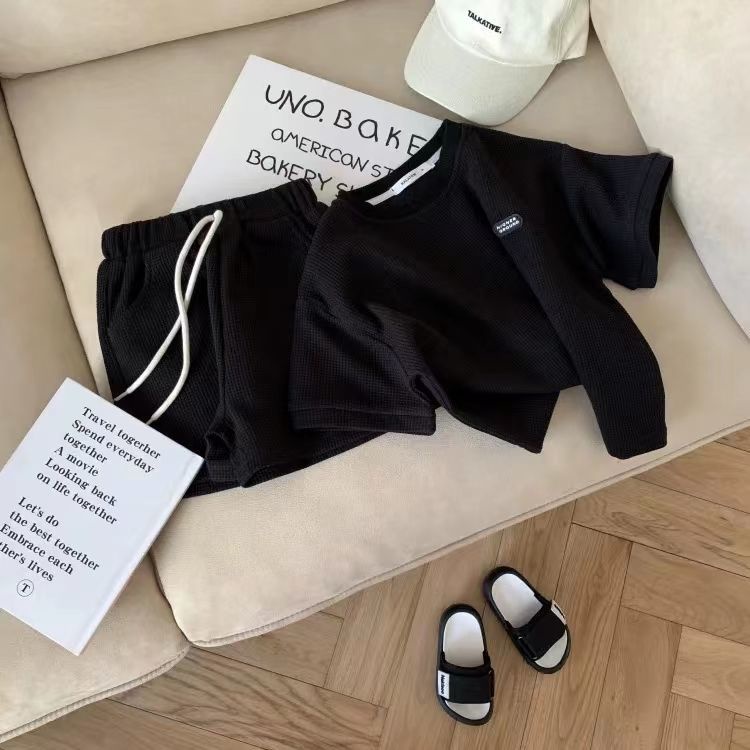Set Áo Thun Tay Ngắn + Quần Short Thoáng Khí Màu Sắc Đơn Giản Thời Trang Mùa Hè Cho Bé