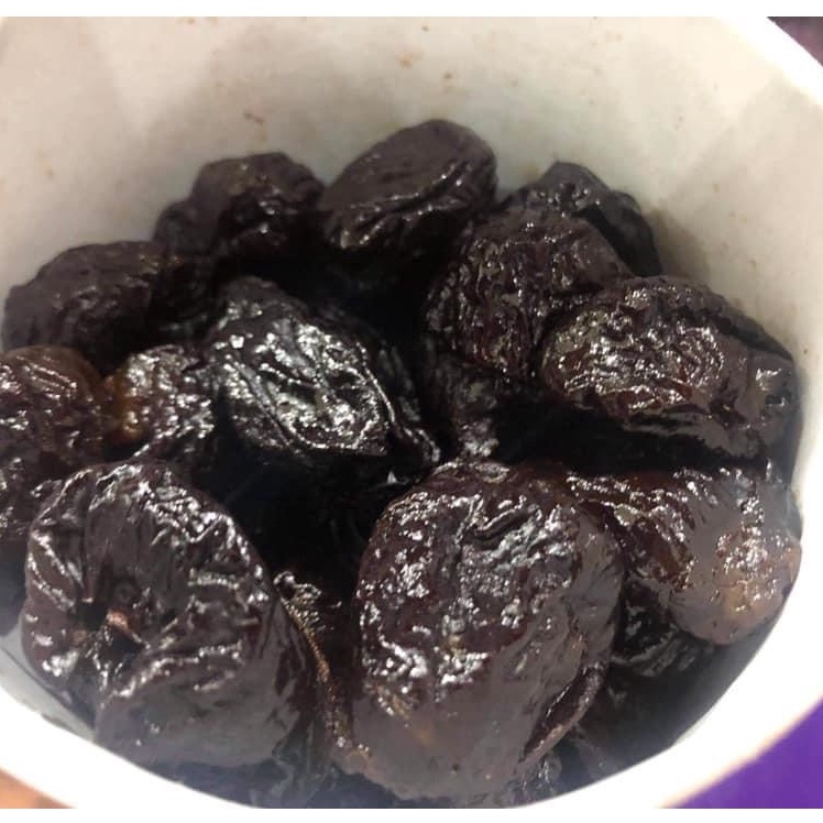 Mận đen sấy dẻo Chile  hộp 500gram, ngọt vừa và vị chua thanh mát