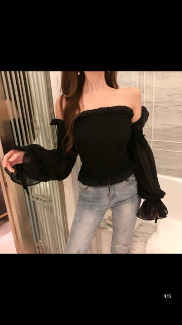 Croptop trễ vai nhún ngực