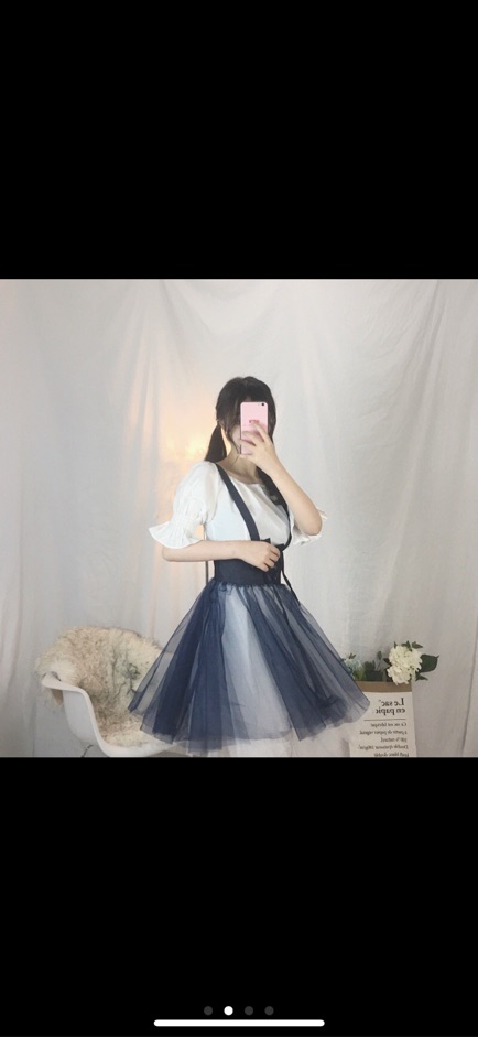 ( Có sẵn size M )Set váy phong cách Nhật Bản : váy suông trễ vai tay loe+ váy yếm xoè denim phối lưới