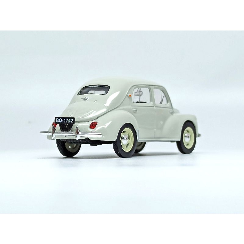 Mô hình xe Renault 4CV