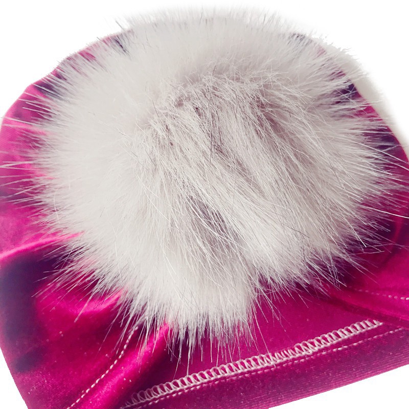 Mũ trùm đầu giữ ấm tai bằng nhung gắn quả lông dễ thương cho bé trai/gái 1-3 tuổi