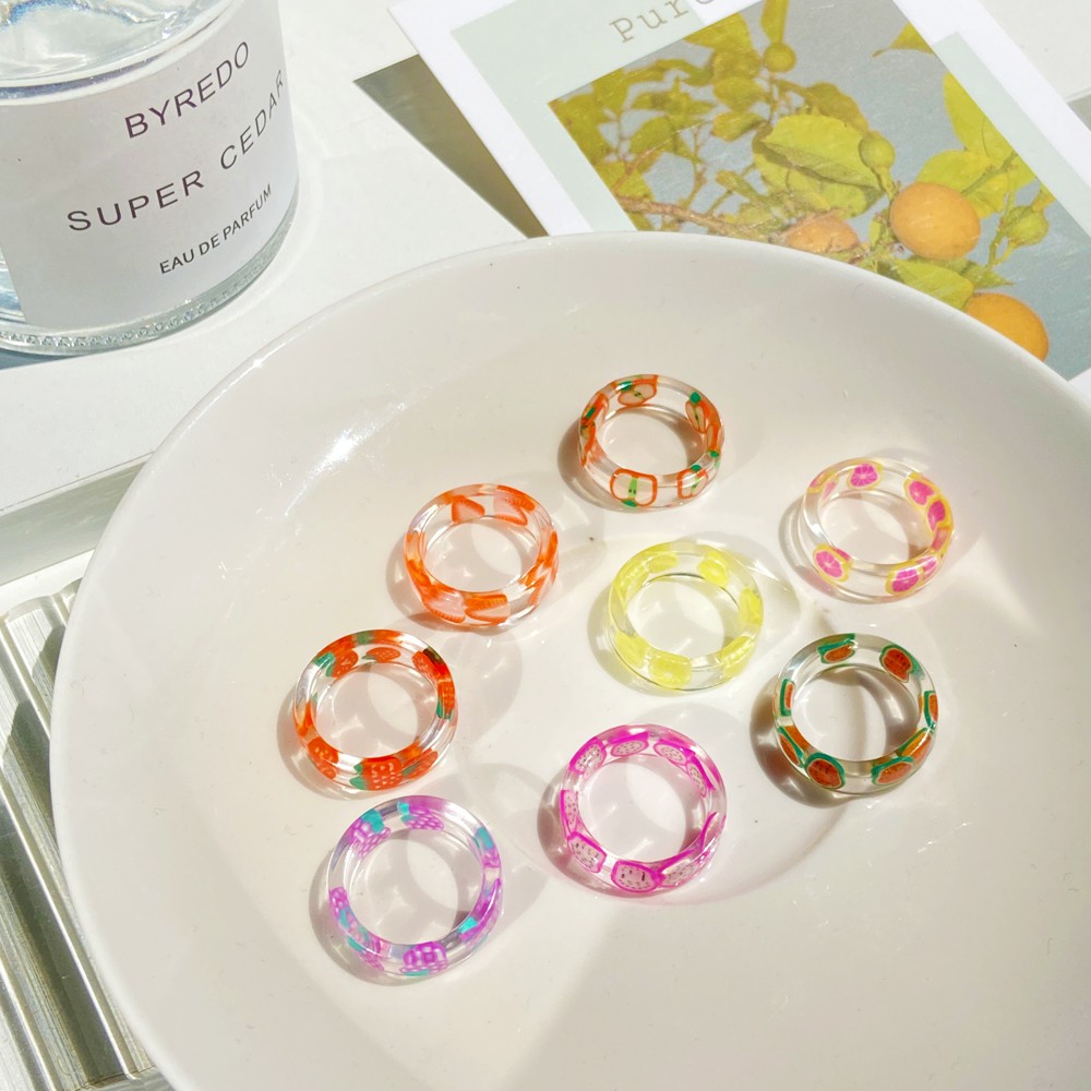 Nhẫn nhựa trong suốt họa tiết trái cây xinh xắn thời trang