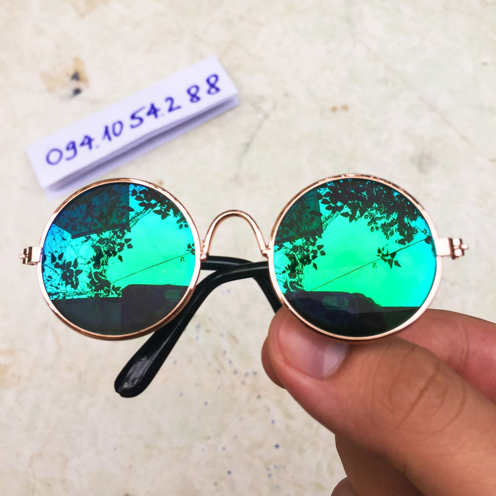 Kính mắt đổi màu cho Chó mèo