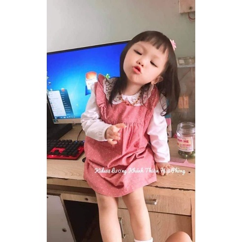 Yếm nhung tăm chấm bi