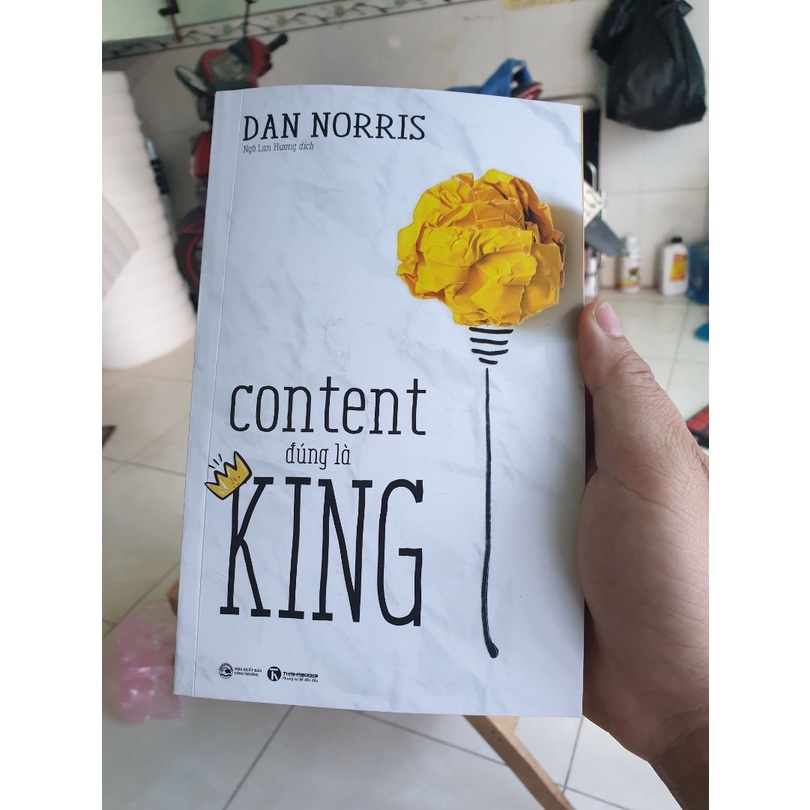 Sách - Content Đúng Là King Tặng Bookmark