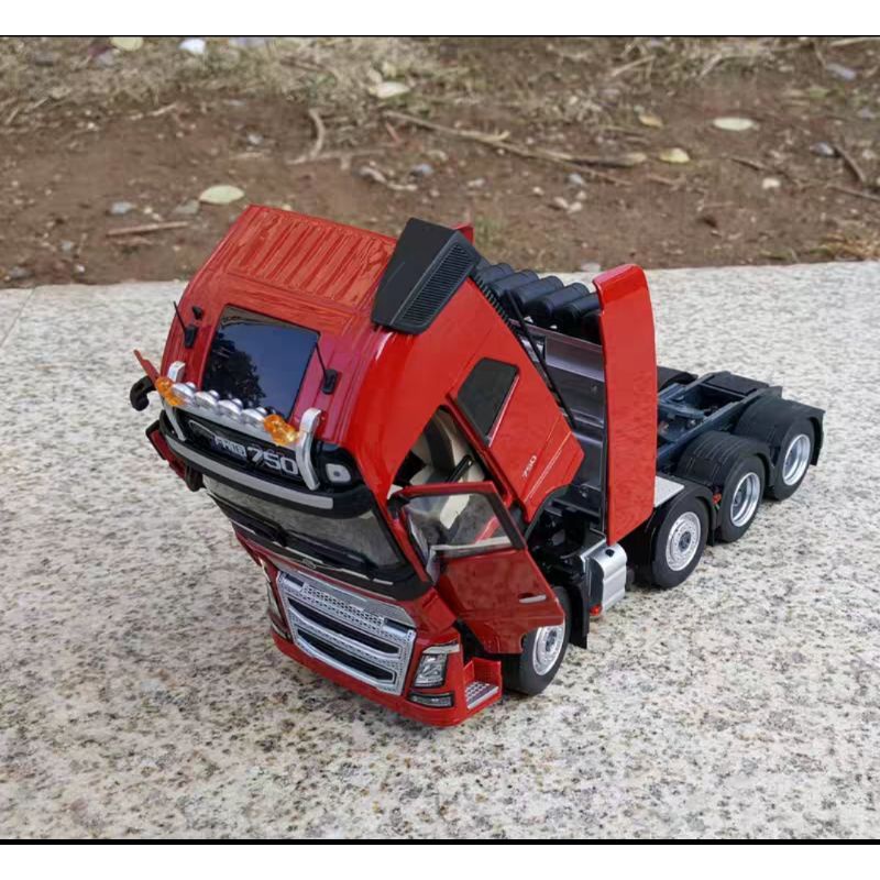 Xe Mô Hình đầu kéo siêu trường Volvo FH16 750 8×4 Kim loại 1:32