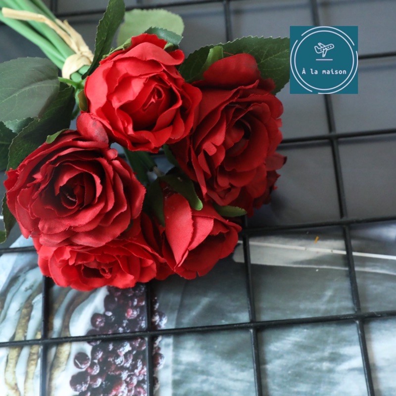 Bó hoa hồng đỏ mini Rosa cao 25cm đẹp rực rỡ quyến rũ, decor trang trí không gian sang trọng, hoa cưới, hoa cô dâu