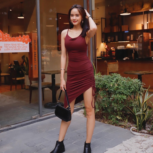 Đầm body rút dây