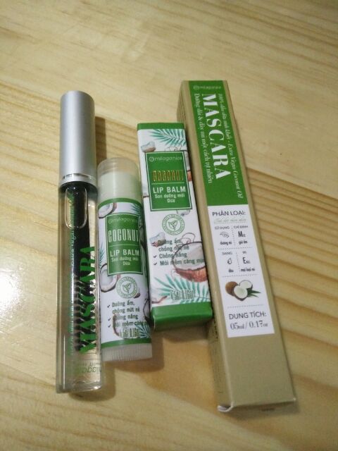 Combo Son Dưỡng Môi Dừa Milaganics (4.5g) + Mascara Dầu Dừa Dưỡng Mi Milaganics