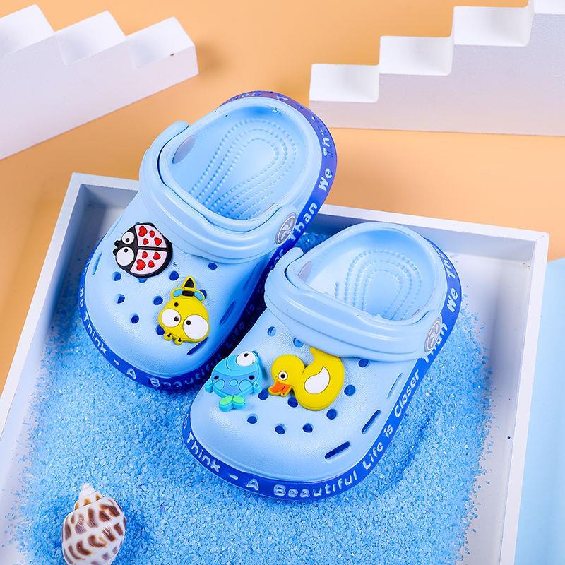 Dép tập đi cho bé trai và bé gái siêu nhẹ [H35H] gắn sticker dễ thương cho bé từ 6th đến 3 tuổi -LUCKY SHOES VN