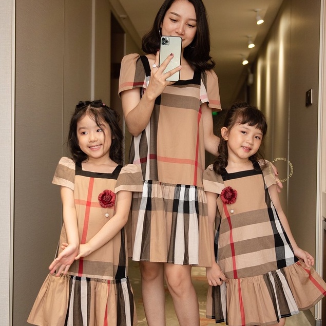 Váy babydoll bé gái 137KIDS thiết kế cổ vuông BBR chất cotton thoáng mát