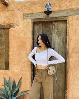 ÁO CROPTOP CỔ LỆCH TAY DÀI [𝐂𝐇𝐎𝐂𝐎𝐋𝐀𝐓𝐄 𝐦𝐢𝐱𝐱]