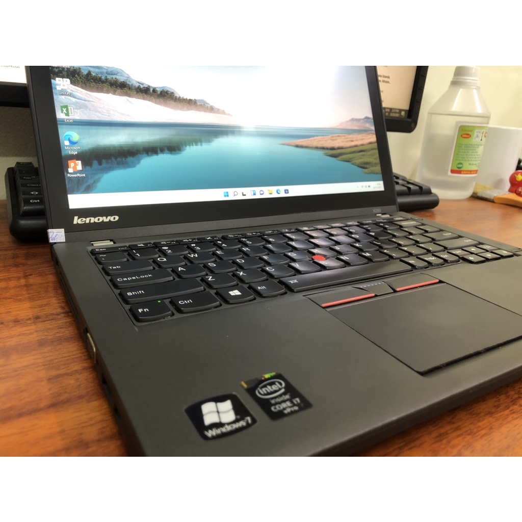 Laptop ThinkPad X250 màn hình cảm ứng cấu hình i5 ram8 256Gb