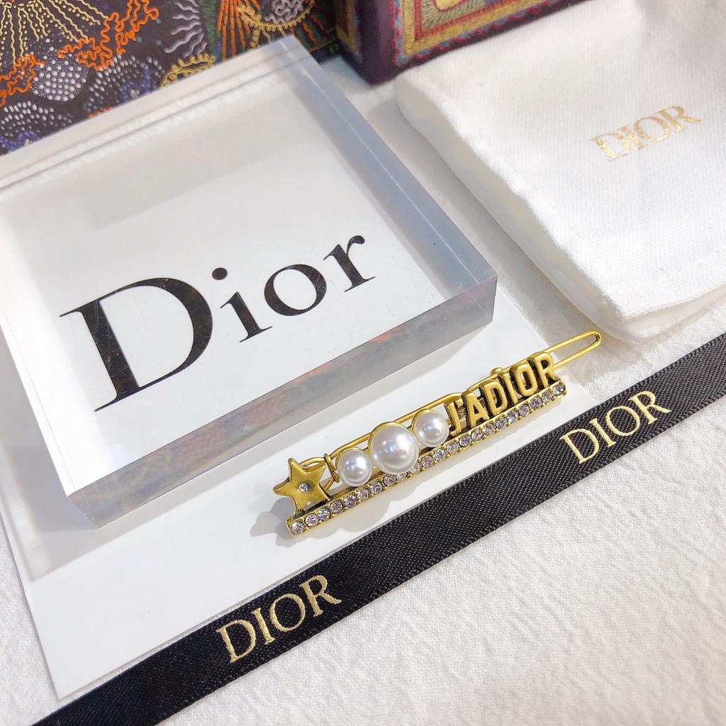 Kẹp tóc Dior đính đá và ngọc trai dễ thương thời trang cho nữ