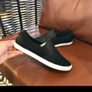 Giầy Slipon Levo