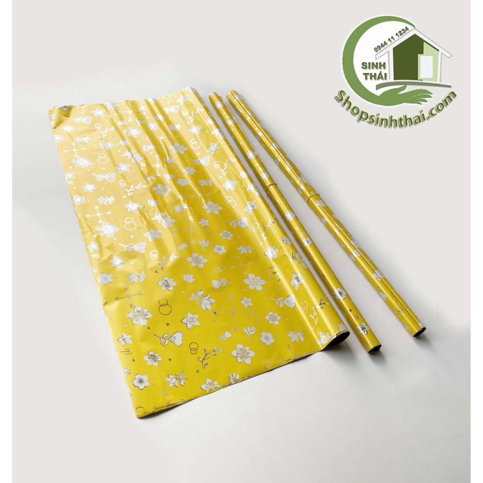 Giấy gói hoa, gói quà không thấm nước - giấy kiếng bóng màu vàng - hoa văn ngẫu nhiên - 98 x 69cm - chọn số lượng