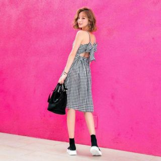 Đầm váy hai dây caro đen nơ sau (kèm hình thật)