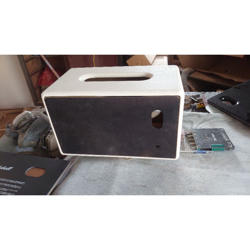 Box loa marshal stamore 35x18x19