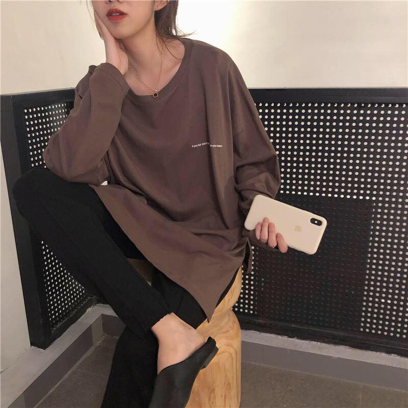 Áo thun tay dài nữ form rộng - phông dài tay oversize thêu chữ xẻ tà - 2N Unisex /Gutti