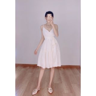 Đầm 2 dây xếp li có dây buộc eo