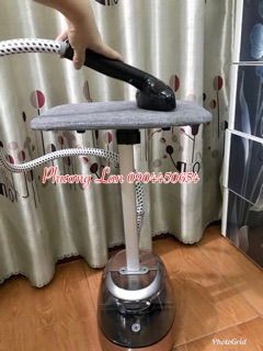 Bàn là hơi nước Royalstar