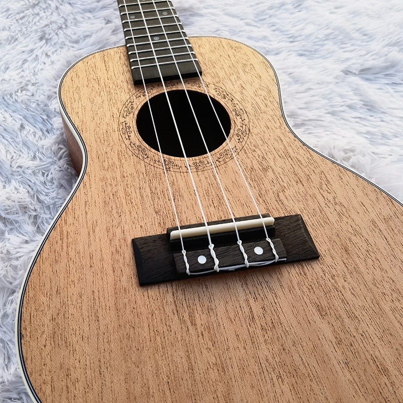 Đàn Ukulele Concert 23 Inch Full Gỗ Giá Rẻ Kèm Phụ Kiện