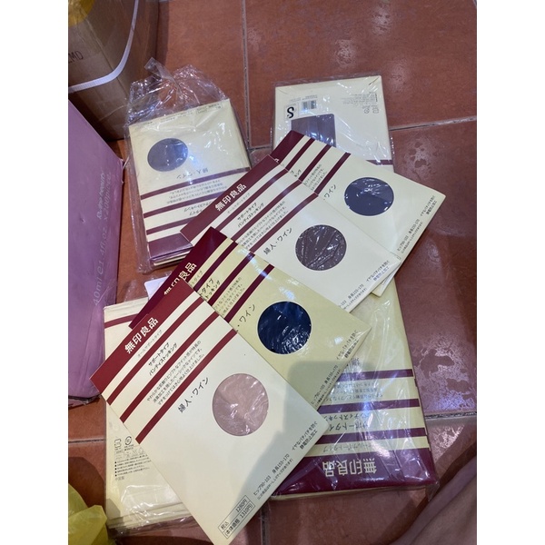 Quần tất giấy Nhật 4 màu