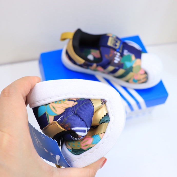 ADIDAS Giày Thể Thao Đế Mềm Thời Trang Cho Bé Trai Và Bé Gái 104* Có Sẵn