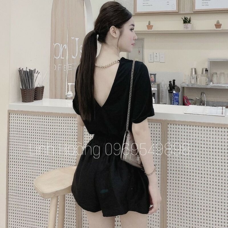 áo hở lưng đan 1 xích cộc tay duyên dáng