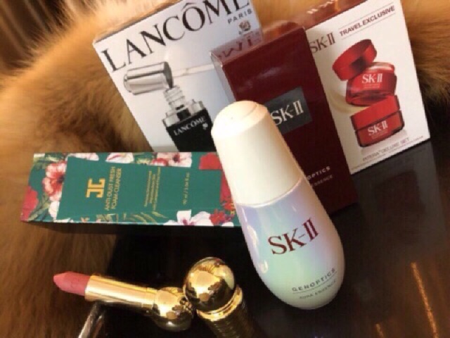 Tinh chất làm trắng da SK-II Genoptics Aura Esence 50ml